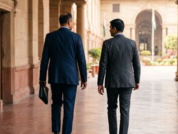 IAS बनने से कितनी अलग है भारतीय विदेश सेवा की नौकरी? जानें किसमें ज्यादा फायदा