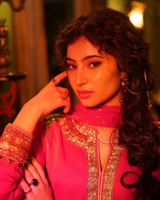 Sara Arjun Credits <i>Dhurandhar's</i> Success For Joining Social Media In Viral Clip