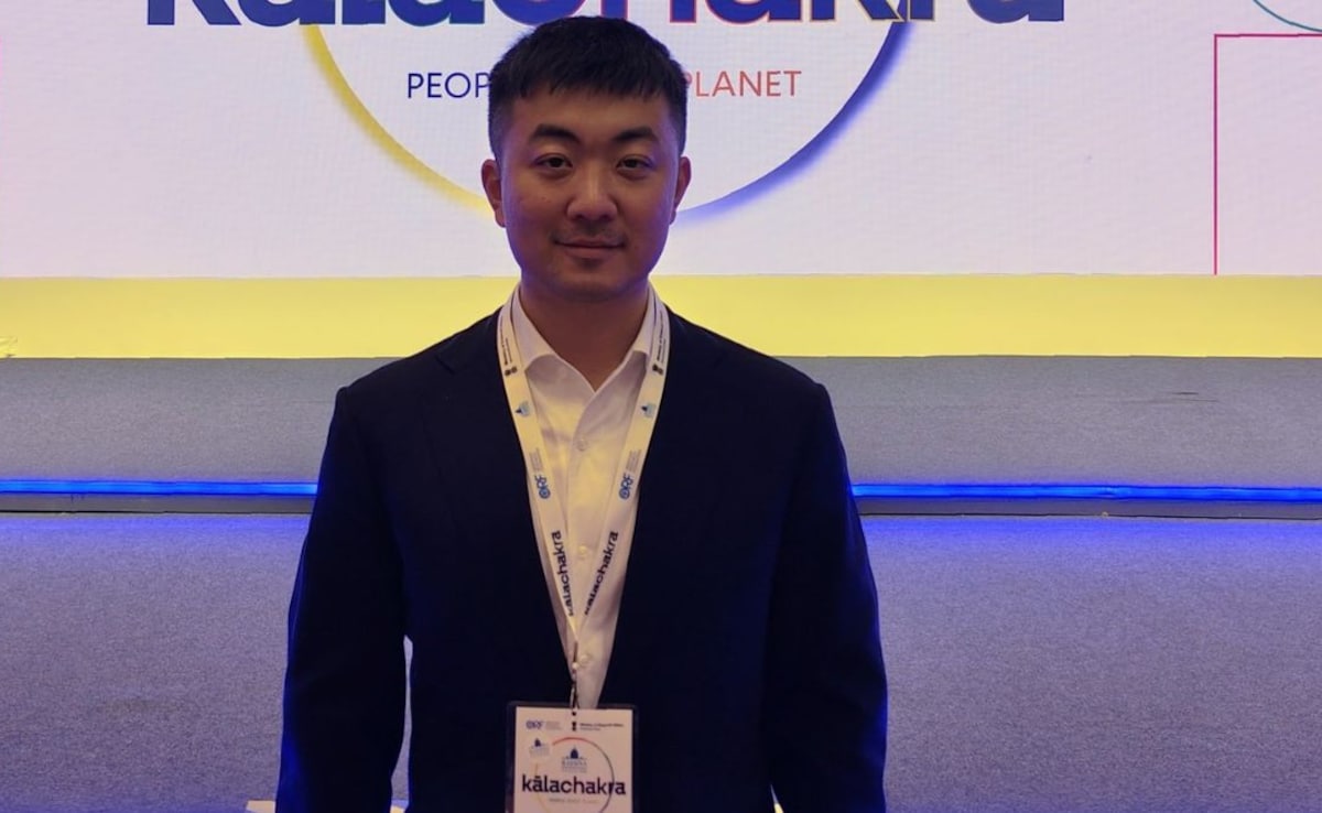 Carl Pei का बड़ा दावा: फोन से गायब हो जाएंगे सारे Apps? भविष्य के स्मार्टफोन में AI करेगा सारे काम