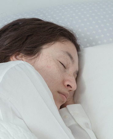 9 Benefits Of Sleeping Alone