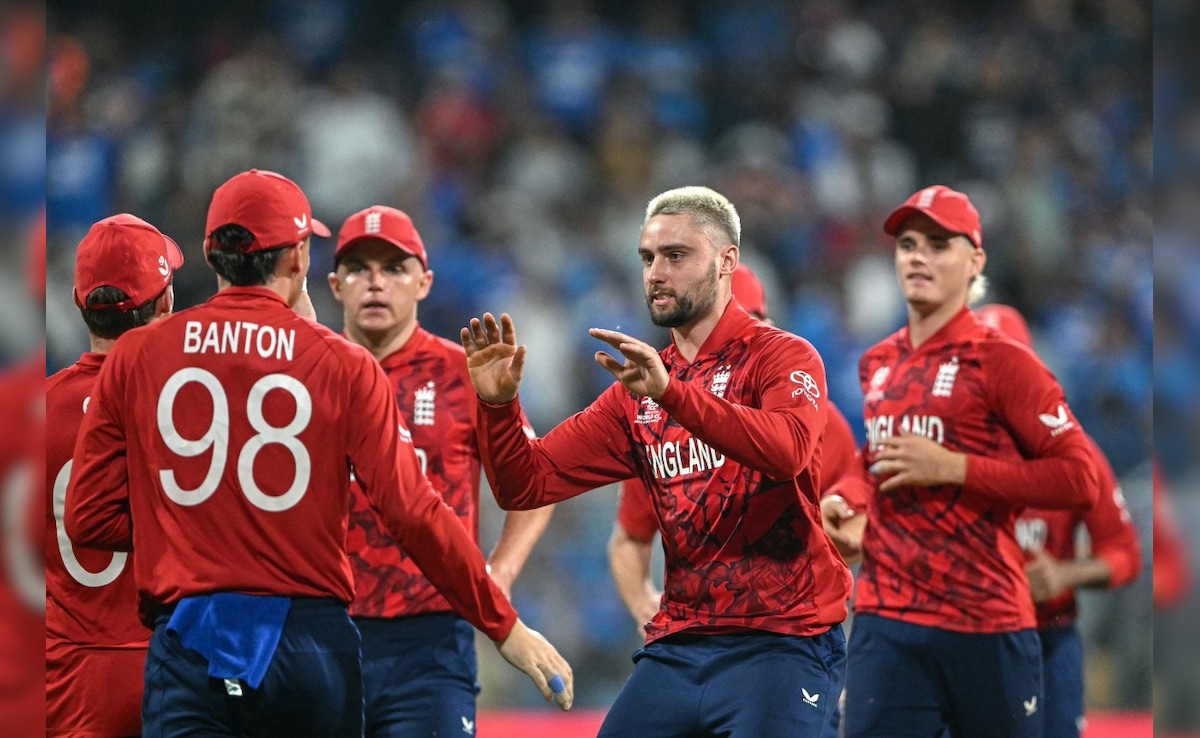 Ball-Tampering Should Be Legalised: Ex-England Star Drops Bombshell, Leaves Fans Stunned