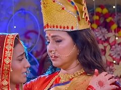 Navratri Film: अक्षरा सिंह की मदद करने आएंगी 'अम्बे मां', दहेज लोभियों को 'मौसी' बनकर सिखाएंगी सबक, ट्रेलर हुआ वायरल