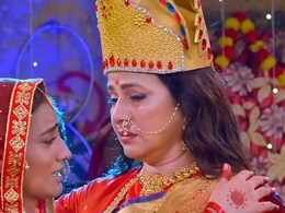 Navratri Film: अक्षरा सिंह की मदद करने आएंगी 'अम्बे मां', दहेज लोभियों को 'मौसी' बनकर सिखाएंगी सबक, ट्रेलर हुआ वायरल