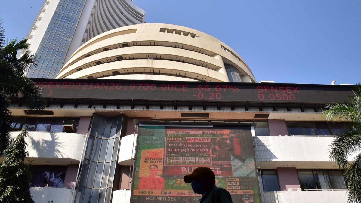 भारतीय निवेशकों के ₹9 लाख करोड़ डूबे, सोना-चांदी-क्रूड... सबकुछ महंगा; ईरान में तनाव का दुनियाभर में असर