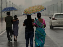 दिल्&zwj;ली में बारिश, हिमाचल-उत्&zwj;तराखंड में बर्फबारी... मार्च में क्&zwj;यों बिगड़ रहा मौसम? पढ़ लें IMD का अलर्ट