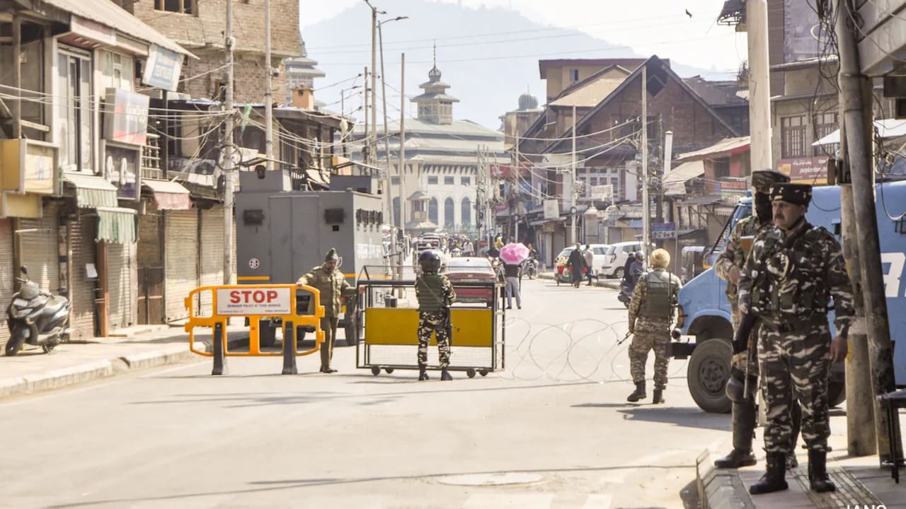 In 2025, J&K Saw No Stone-Throwing Incidents, Only 1 Terrorist Recruited