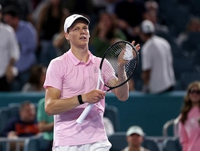 Jannik Sinner Powers Past Michelsen To Reach Miami Quarter-Finals