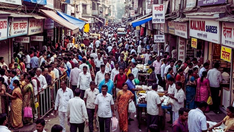 Pune News : पुण्यातील बाजारपेठांमध्ये मोठी गर्दी, दुकानांबाहेर मोठी झुंबड; वस्तुंसाठी तब्बल 8 दिवसांचं वेटिंग