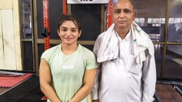 Meenakshi Goyat Shocks Antim Panghal To Make Indian Team For Asian Championships
