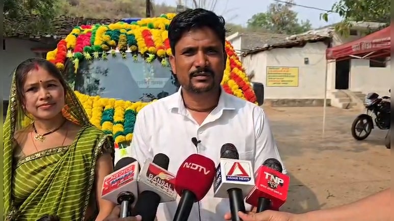 Naxalites: कभी बहाते थे खून, अब रक्&zwj;तदान से बचा रहे जान, छत्तीसगढ़ से आई बदलाव की कहानी