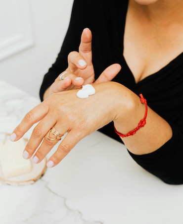 Tips To Avoid Skin Dryness During Summer