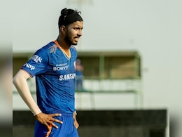 IPL 2026: कौन हैं सौरभ दुबे? जिन्हें KKR ने आकाश दीप की जगह किया टीम में शामिल