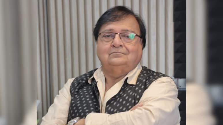 Rakesh Bedi's Real-Life <i>Dhurandhar</i> Move: Left IIT Entrance Midway For Theatre Rehearsal