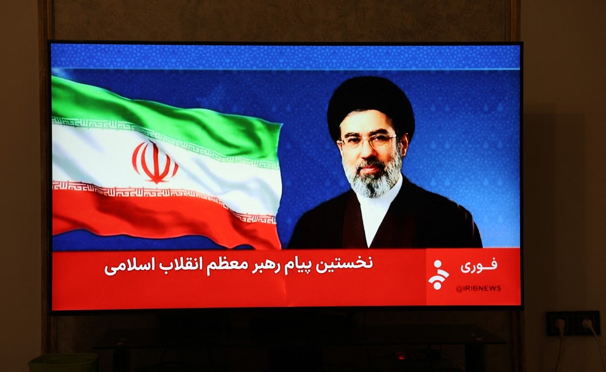 बच्चों की मौत का लेंगे बदला... युद्ध किस ओर जाएगा ईरान के सुप्रीम लीडर ने दिए 5 संकेत