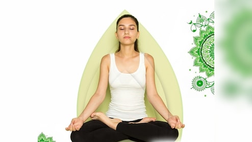 महिलाओं के लिए 5 जरूरी योगासन, यहां जानें किस बीमारी में कौन सा आसन करना चाहिए...