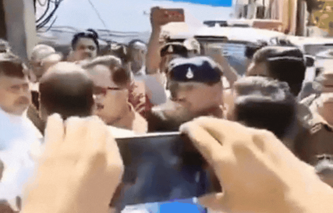 VIDEO: ऊर्जा मंत्री और आप नेता में तीखी बहस, भू-माफिया के साथ मंत्री का नाम जोड़ने पर हुई नोकझोंक