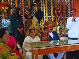 Video : हिवरे बाजारात पाणीटंचाईवर भोंदूबाबाकडून सिद्धपूजा, ओशनोलॉजीचं कौतुक; पोपटराव पवारांचं 18 मिनिटांचं भाषण चर्चेत