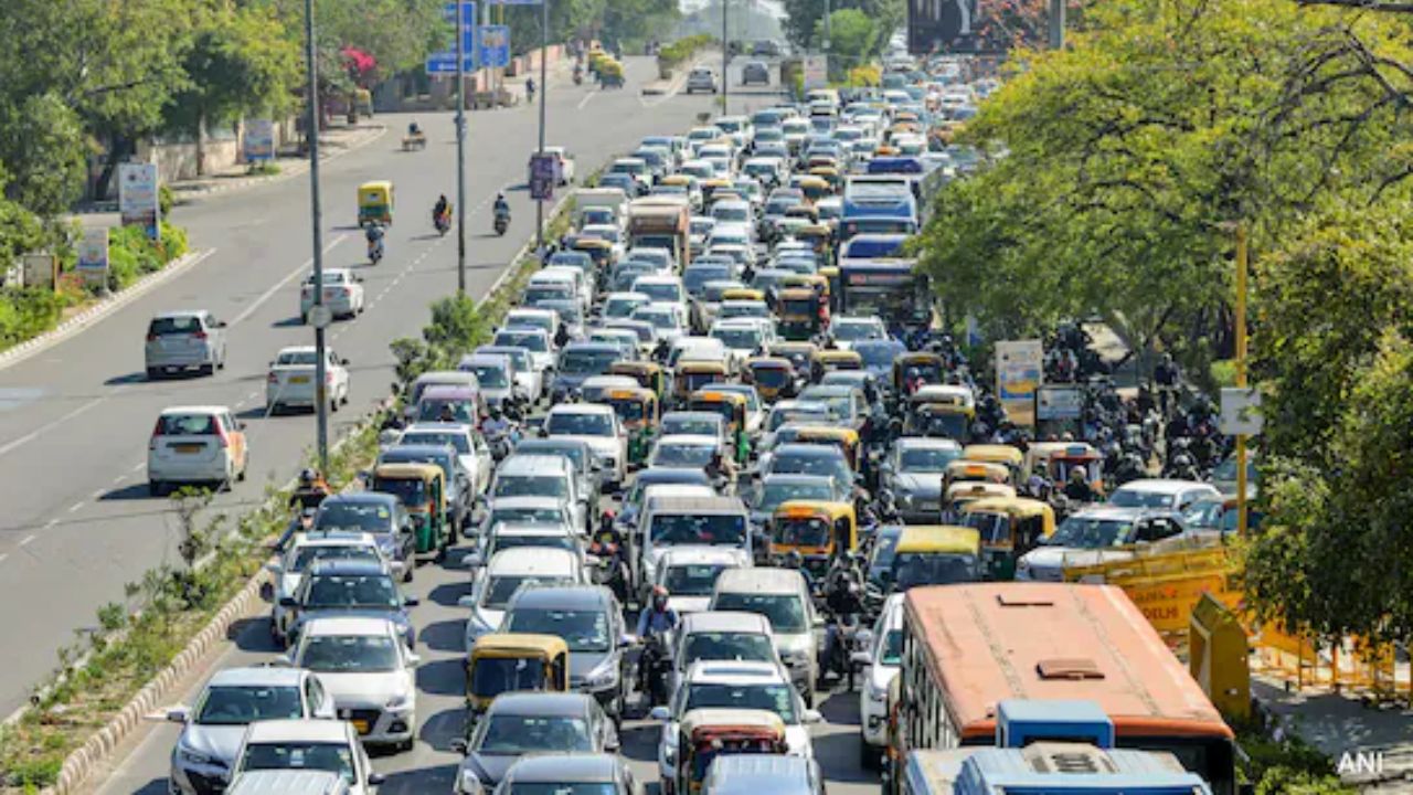 3 दिनों के लिए दिल्ली में रहेगा ट्रैफिक डायवर्ट, 8 मार्च तक इन रास्तों पर जाने से बचें