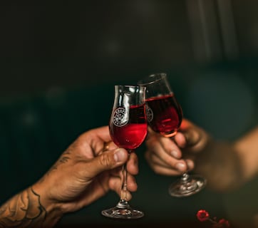 Side Effects of Drinking Alcohol : 1-2 पेग पिणं नॉर्मल असतं का? कमी दारू पिण्याचा शरीरावर कसा होतो परिणाम?