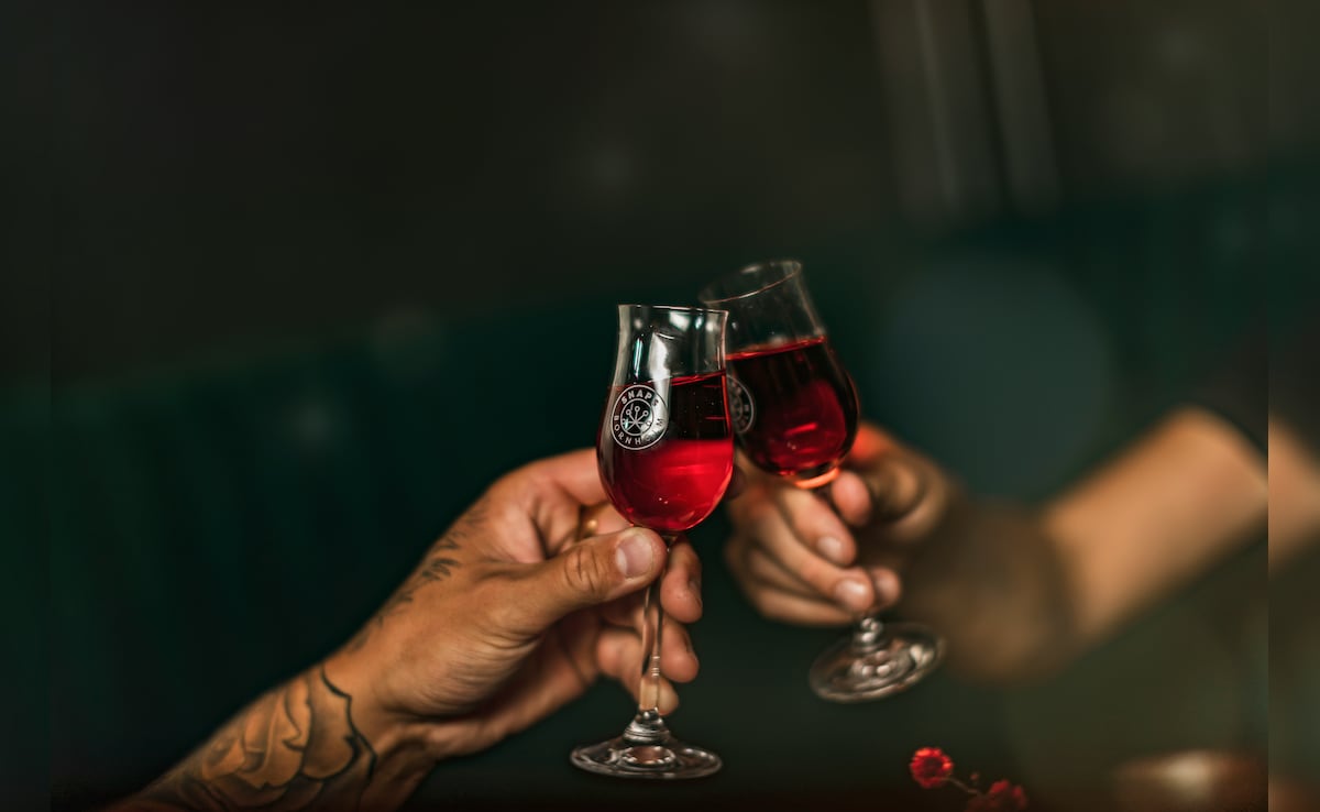 1-2 पेग भी पड़ सकते हैं भारी! शराब चुपचाप रोक सकती है इस जरूरी पोषक तत्व का असर, शरीर हो सकता है अंदर से कमजोर