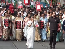 "Anti-Women, Anti-Bengali": Mamata Banerjee Slams Poll Body Over Officers' Removal