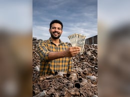 Scrap Business Idea: घर में पड़ा कबाड़ आपको बना सकता है मालामाल! ऐसे शुरू करें छप्परफाड़ मुनाफे वाला ये बिजनेस, पैसा ही पैसा होगा