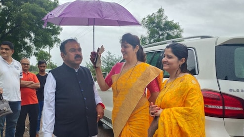 Ashok Kharat : 'महाराष्ट्राची एपस्टीन फाईल' उघडणार! खरातच्या अटकेनंतर चाकणकर संशयाच्या भोवऱ्यात; काय आहे ते पत्र?