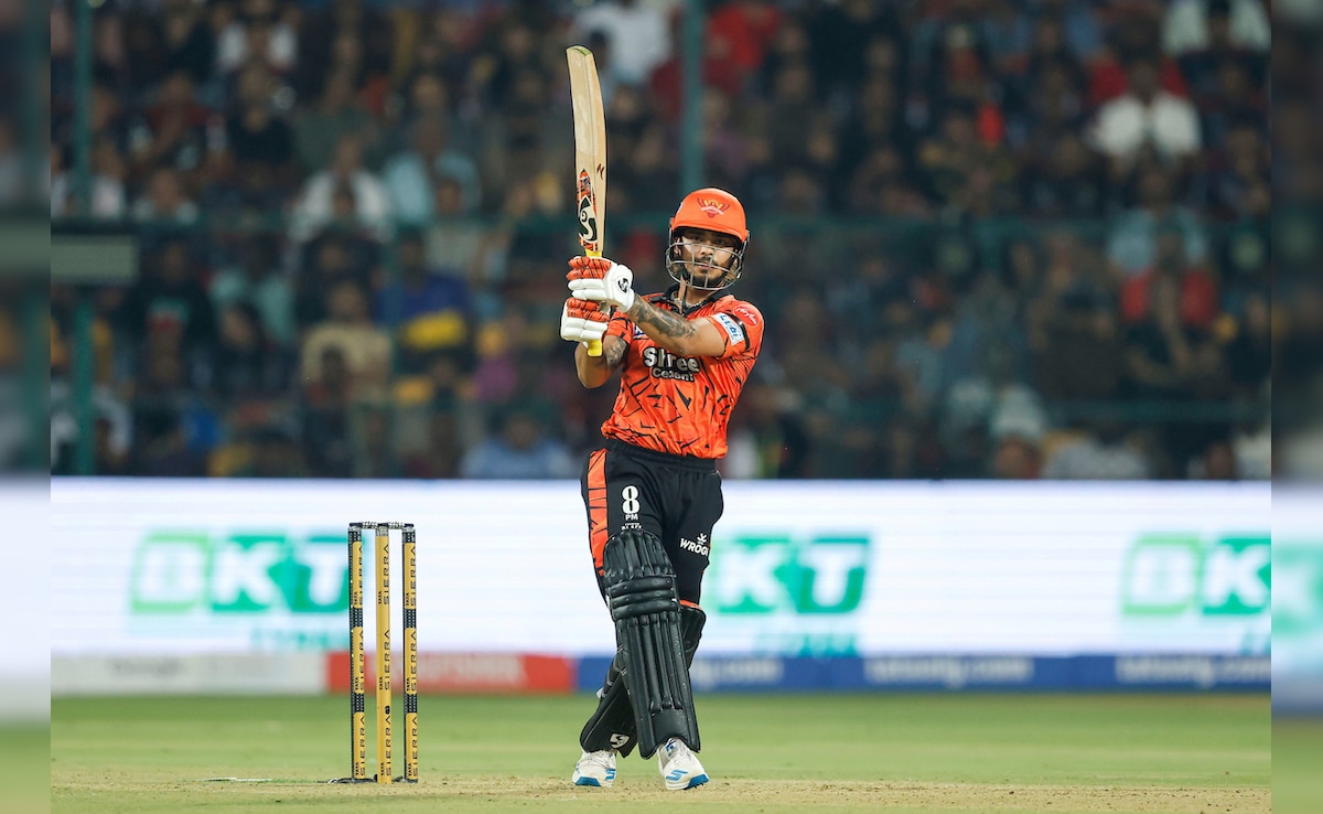 RCB vs SRH LIVE Score, IPL 2026: विराट कोहली से छूटा कैच, अनुष्का नहीं रोक पाईं हंसी, हैदराबाद की नजरें 200 के स्कोर पर