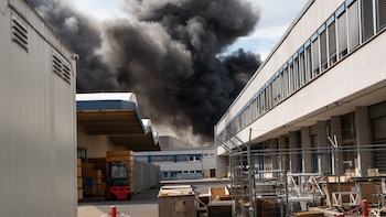 Qatar Issues Emergency Alert Amid Imminent Missile Threat