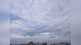 IMD Weather Alert: एमपी के कई जिलों में बारिश के आसार, 40 किमी प्रति घंटे की रफ्तार से चलेगी हवा&nbsp;