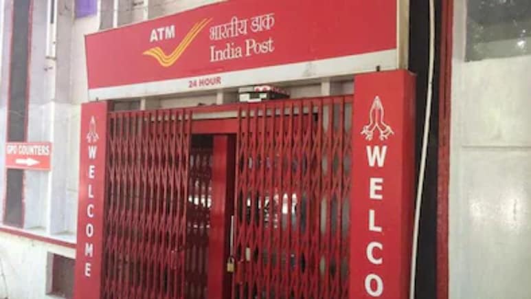 अब छोटे-छोटे कामों के लिए नहीं जाना पड़ेगा डाकघर, मोबाइल से हो जाएगा पार्सल से पेमेंट तक हर काम, जानें कैसे