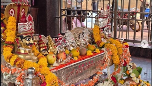 Holi 2026: कर्नाटक के इस मंदिर में रंग नहीं, राख से खेली जाती है होली, पूरे 5 दिन चलता है त्&zwj;योहार, कामदेव और शिव से जुड़ा है इतिहास