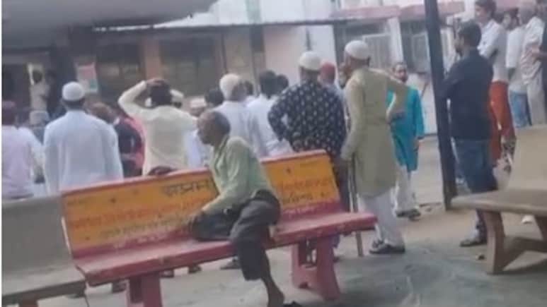 जयपुर की फिरदौस मस्जिद में जुमे की नमाज के दौरान छज्जा गिरा, करीब 20 लोग घायल