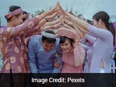 China's Parents Are Managing Their Children's Love Lives Online