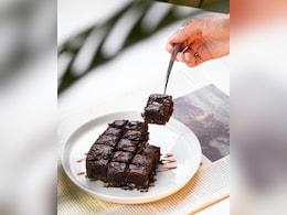 10 मिनट में बनाएं सॉफ्ट और चॉकलेटी बनाना ब्राउनी, बिना ओवन तैयार होगा यह टेस्टी डेजर्ट