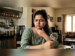 डबल चिन से छुटकारा दिला देंगे ये 6 आसान योग और एक्सरसाइज, बिना जिम के ऐसे पाएं टोंड जॉलाइन