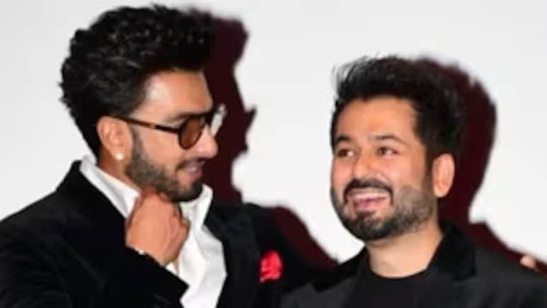 Ranveer Singh Reacts To Aditya Dhar Spending His 43rd Birthday Adding "Final Touches" To <i>Dhurandhar 2</i>: "Truly Blessed Year"