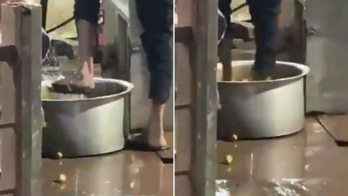 Viral Video Shows Aloo Tikki Seller In Ghaziabad Washing Potatoes With Feet