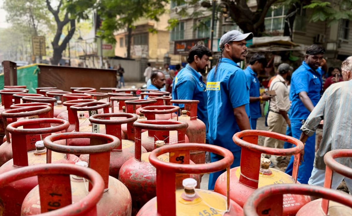 LPG Rules Change From May 1: Here's How To Book Your Gas Cylinders