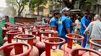IOC Sees LPG Under-Recovery Nearly Halving To Rs 250/Cylinder If Soft Saudi Crude Prices Hold