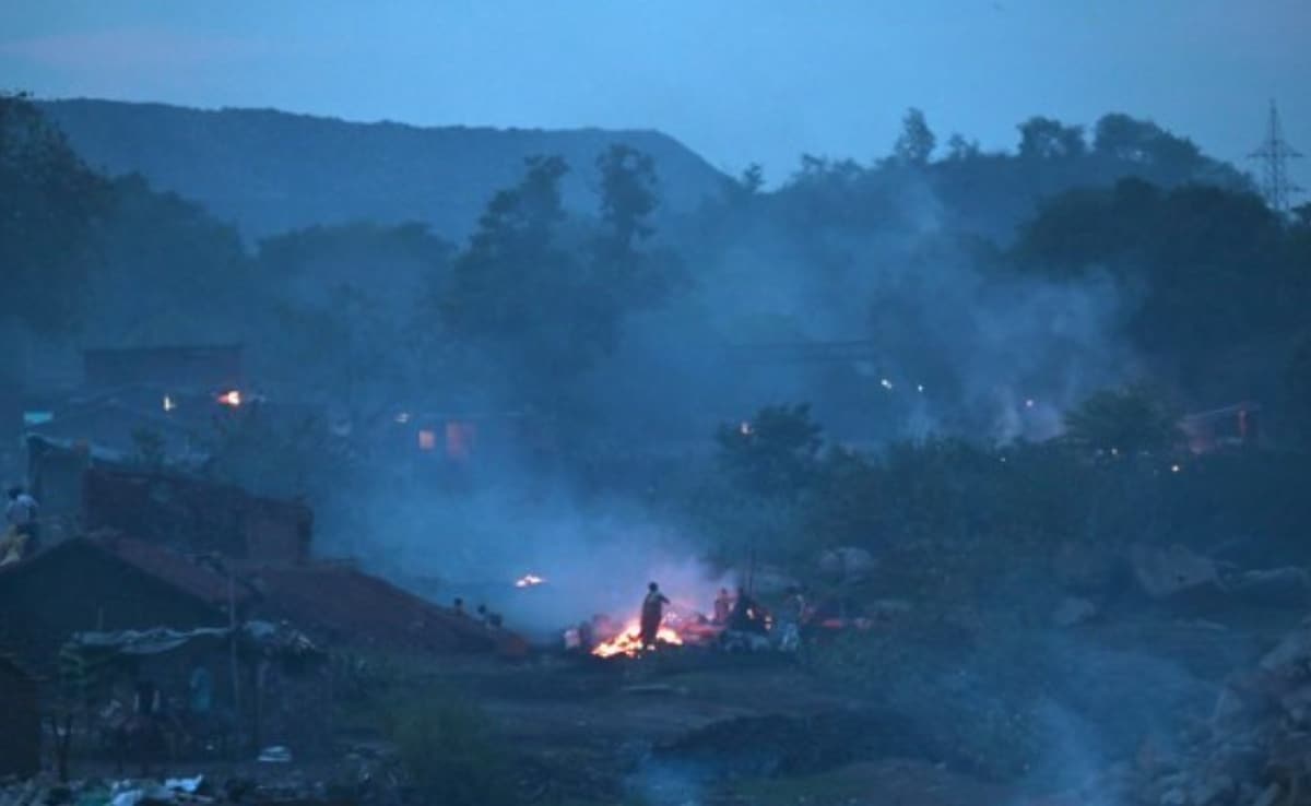 अंतरराष्ट्रीय स्तर पर कार्बन उत्सर्जन कम करने का दबाव बढ़ रहा है