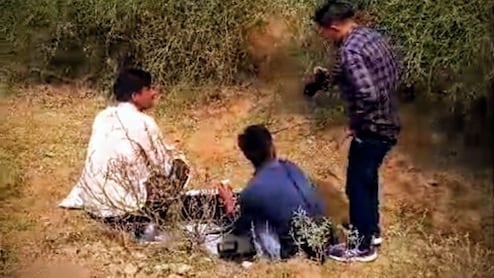 महिला का सिर 5 किमी दूर, पैर 2 किमी दूर... बालों में मिले झुमके से उलझी हत्या की गुत्थी