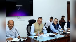 Rajasthan: राजस्थान अलर्ट मोड पर, मुख्य सचिव बोले- एलपीजी-पेट्रोल का पर्याप्त स्टॉक, फेक न्यूज पर लगाम लगाने के निर्देश