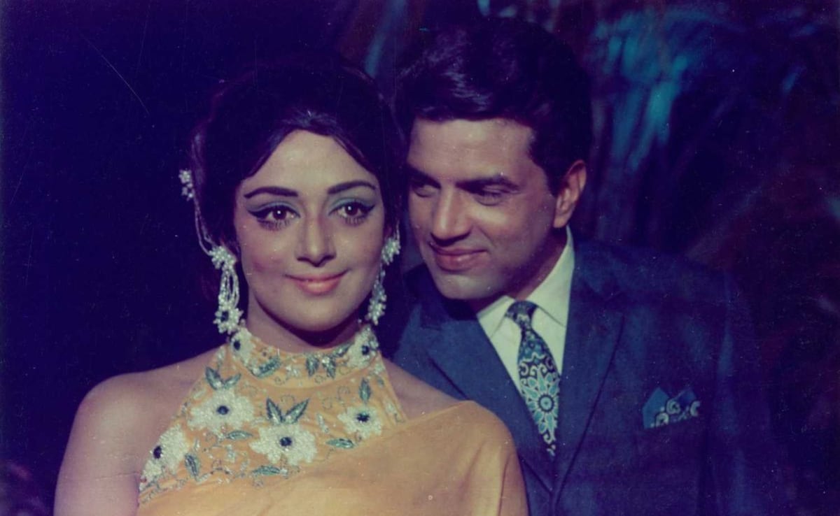 धर्मेंद्र का ऑस्कर में जिक्र न होने पर फूटा हेमा मालिनी का गुस्सा, बोलीं- ‘यह बेहद शर्म की बात है, उन्हें नजरअंदाज किया गया’