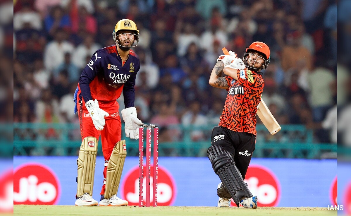 IPL 2026, RCB vs SRH Fans Commentary Live: RCB ने चुनी पहले गेंदबाजी, आप कमेंट कीजिए, संदेश भेजिए
