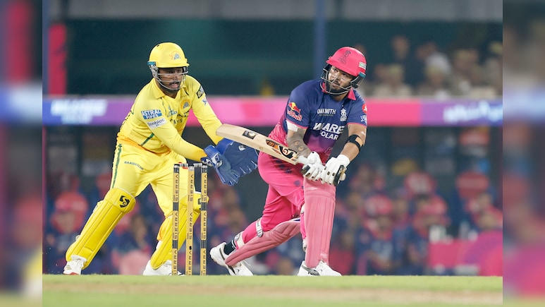 IPL 2026 Playoff Scenario: प्लेऑफ के लिए CSK के पास 42.7% तो सूर्यवंशी की RR के पास 41.8% मौका, कुछ ऐसा बन रहा समीकरण