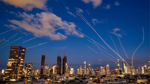 11 दिन 11 देश... जानें-खामेनेई की हत्या के बदले में कहां-कहां बम बरसा चुका है ईरान