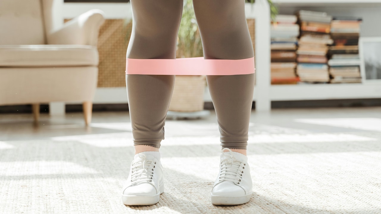 Read how to find squat-proof leggings that