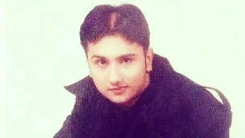 कभी था शाहरुख का फैन, आज किंग खान से कम नहीं रुतबा, शराब-नशे की लत ने बिगाड़ा करियर, किया सनी-बॉबी से तगड़ा कमबैक