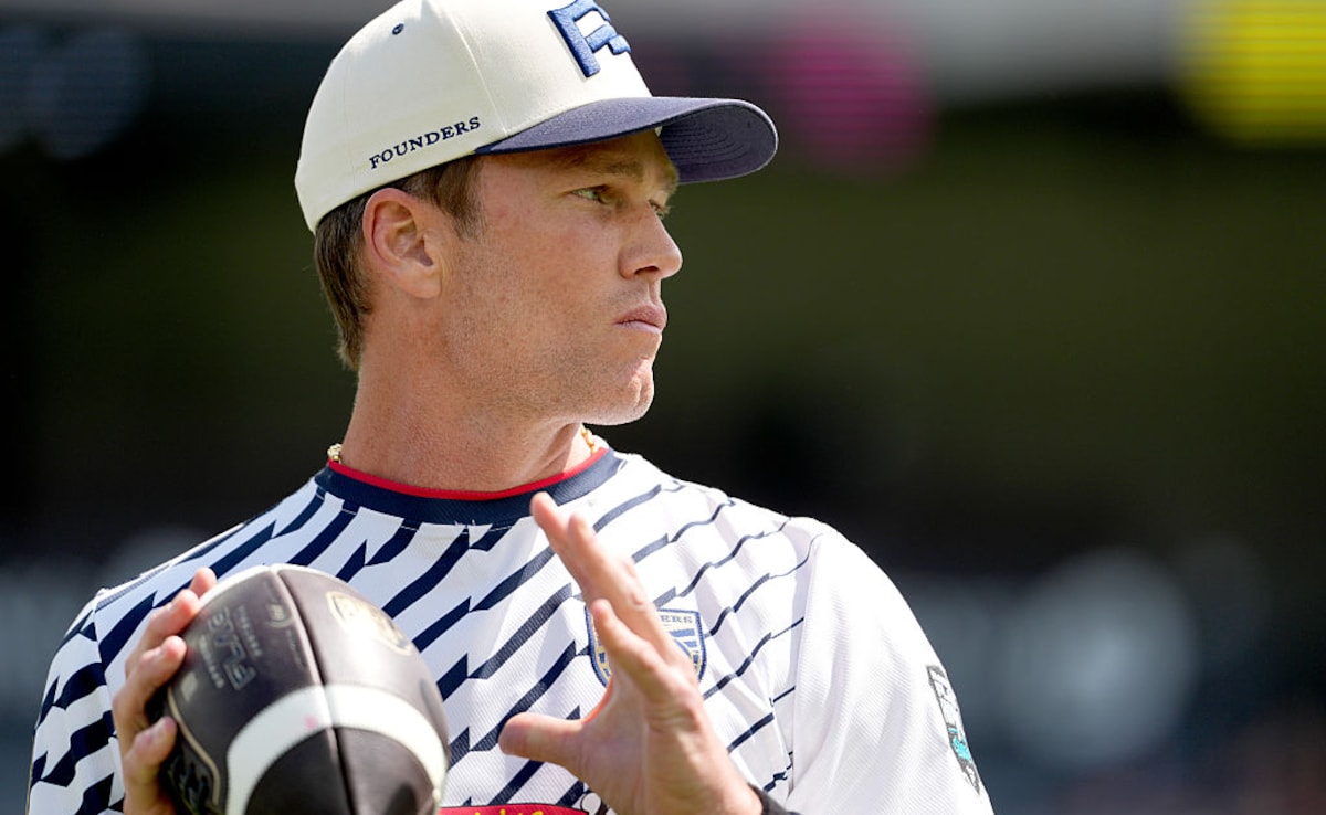 NFL Icon Tom Brady In Talks With WWE For Potential Wrestlemania 42 Appearance